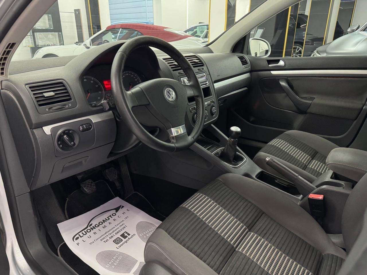 Volkswagen Golf 1.6 Comfortline