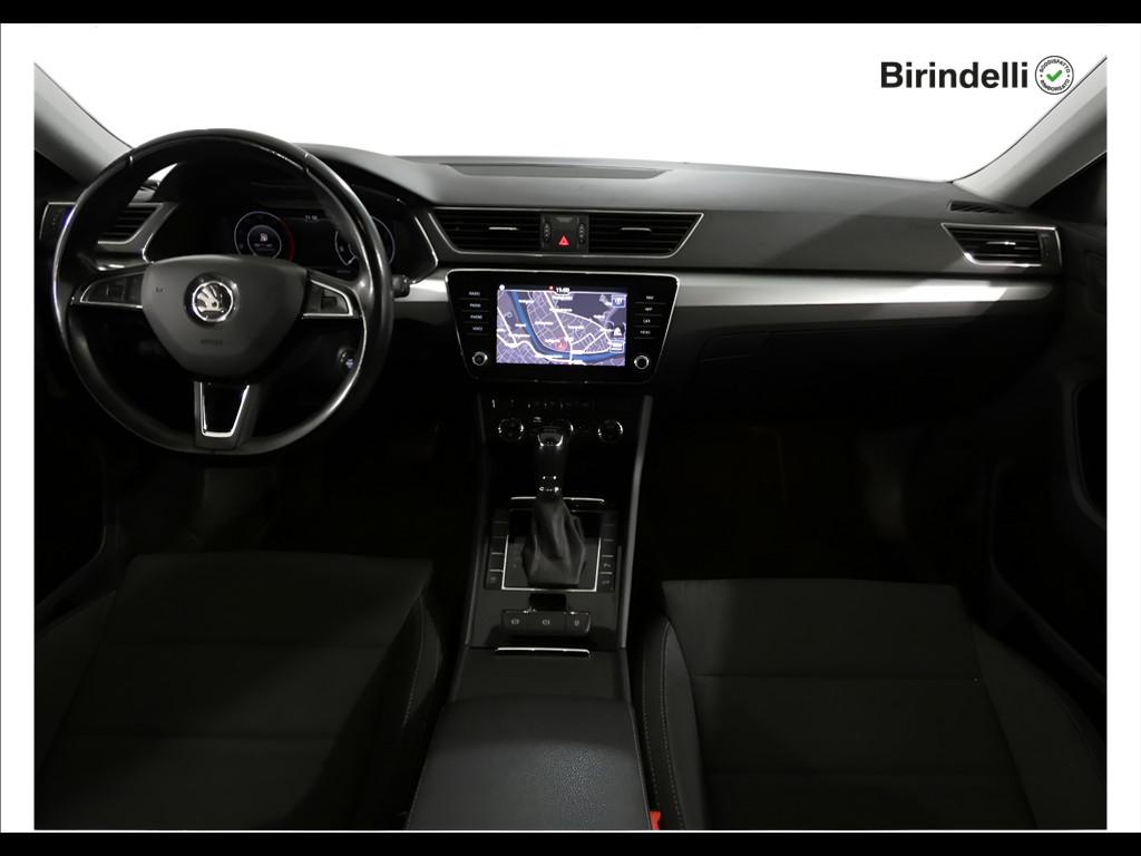 SKODA Superb 3ª serie - Superb 2.0 TDI 150 CV SCR DSG Wagon Executive