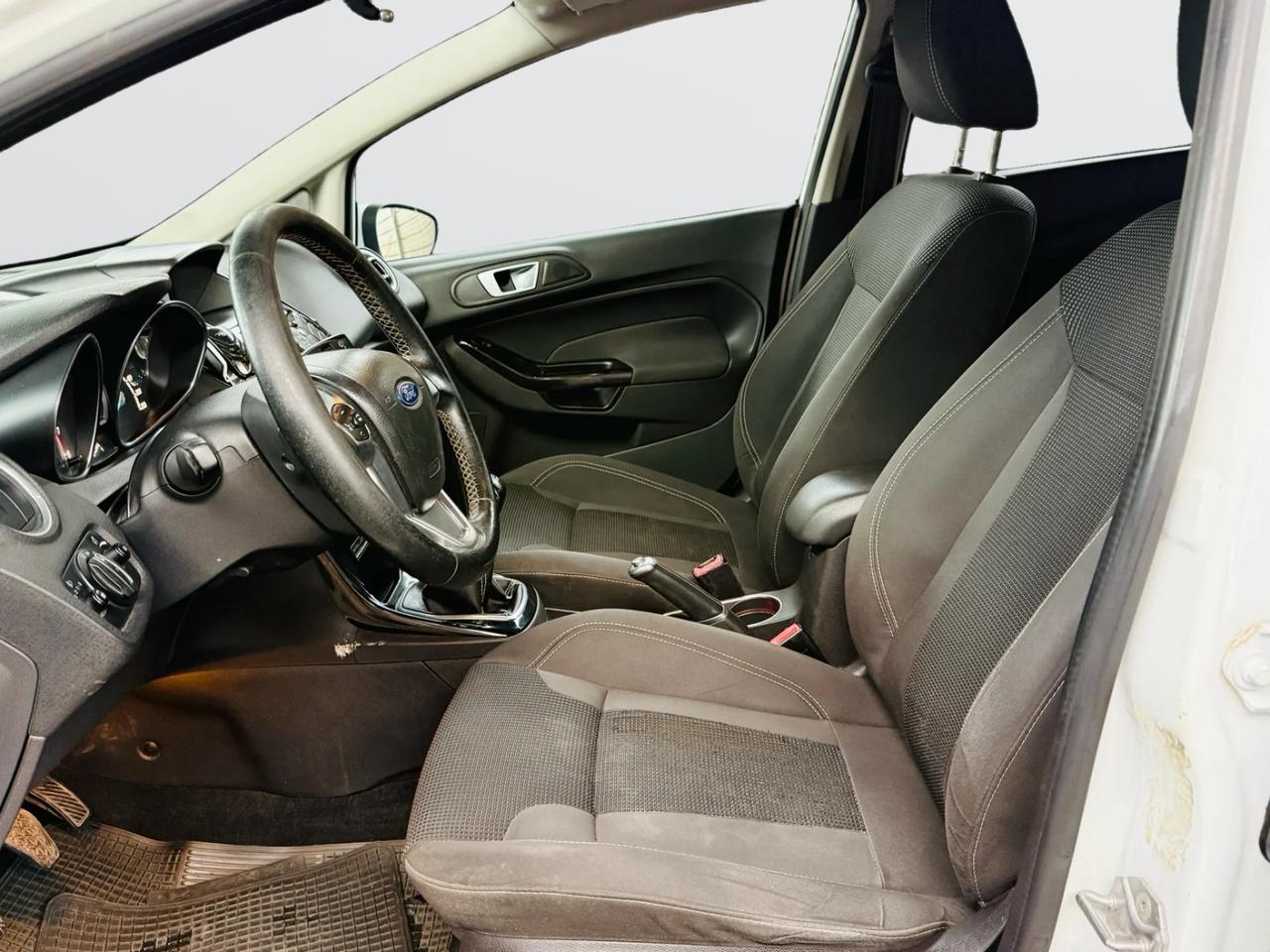 Ford FIESTA 1.4 BENZINA GPL*92CV*NEOPATENTATI*5 PORTE