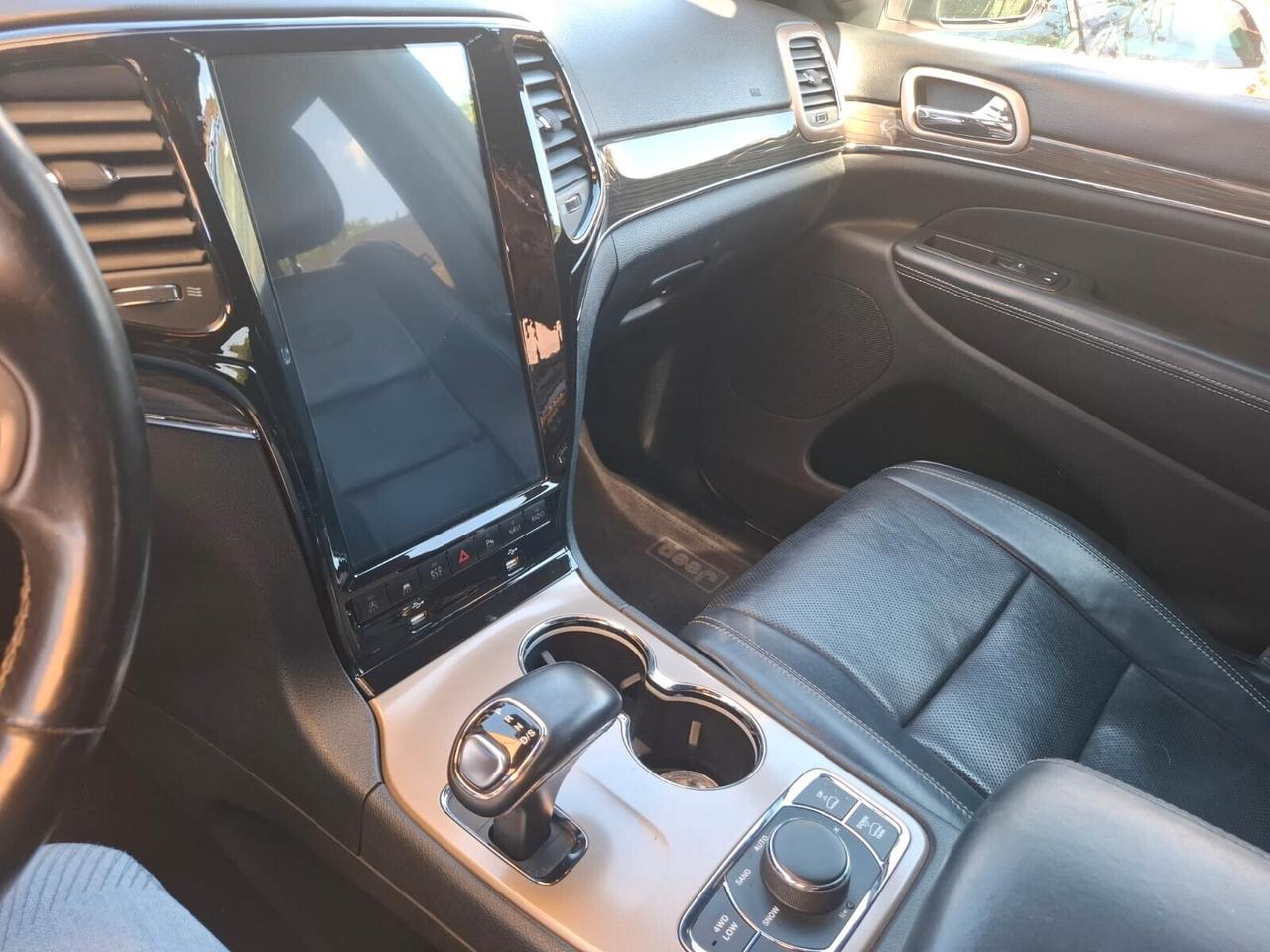 Jeep Grand Cherokee 3.0 V6 CRD 250 CV Multijet II Overland