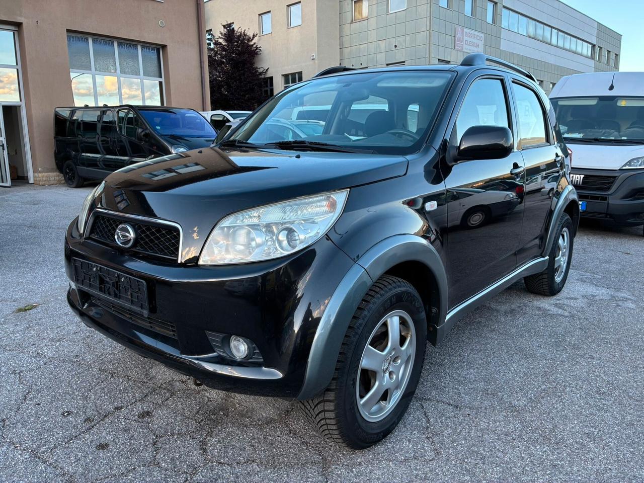 DAIHATSU TERIOS 1.5 4WD SX TOP - GANCIO TRAINO