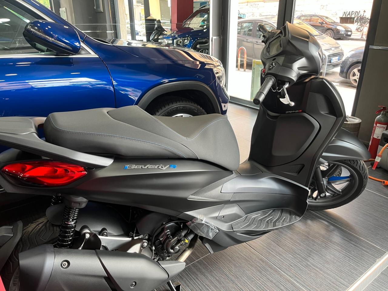 Piaggio Beverly 300 S 310 HPE My2025 - Nero Meteora Opaco - Euro5