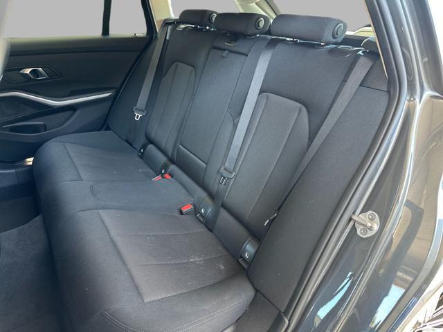 BMW 318 d 48V Touring Business Advantage