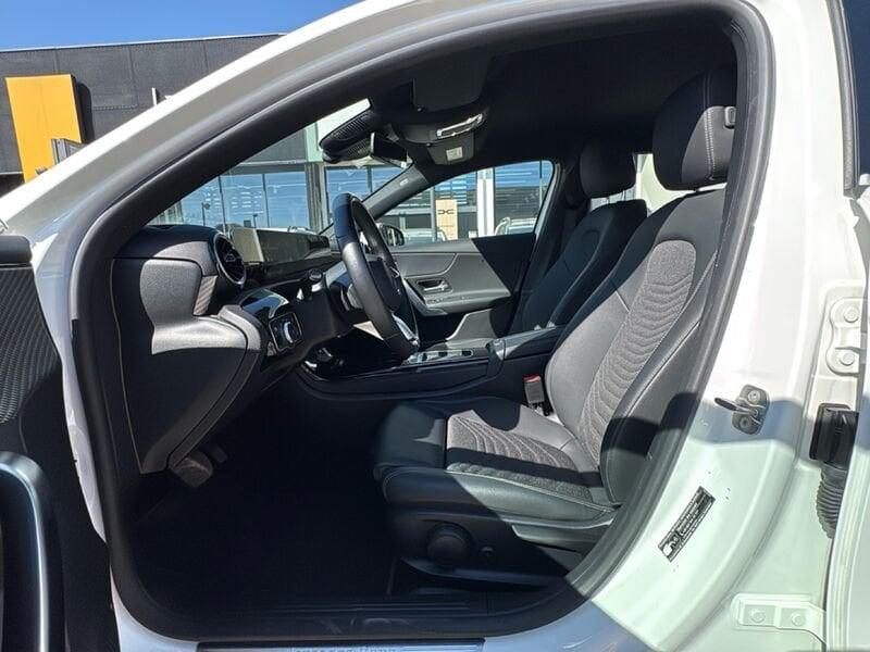 Mercedes-Benz Classe A A 180 d Progressive Advanced