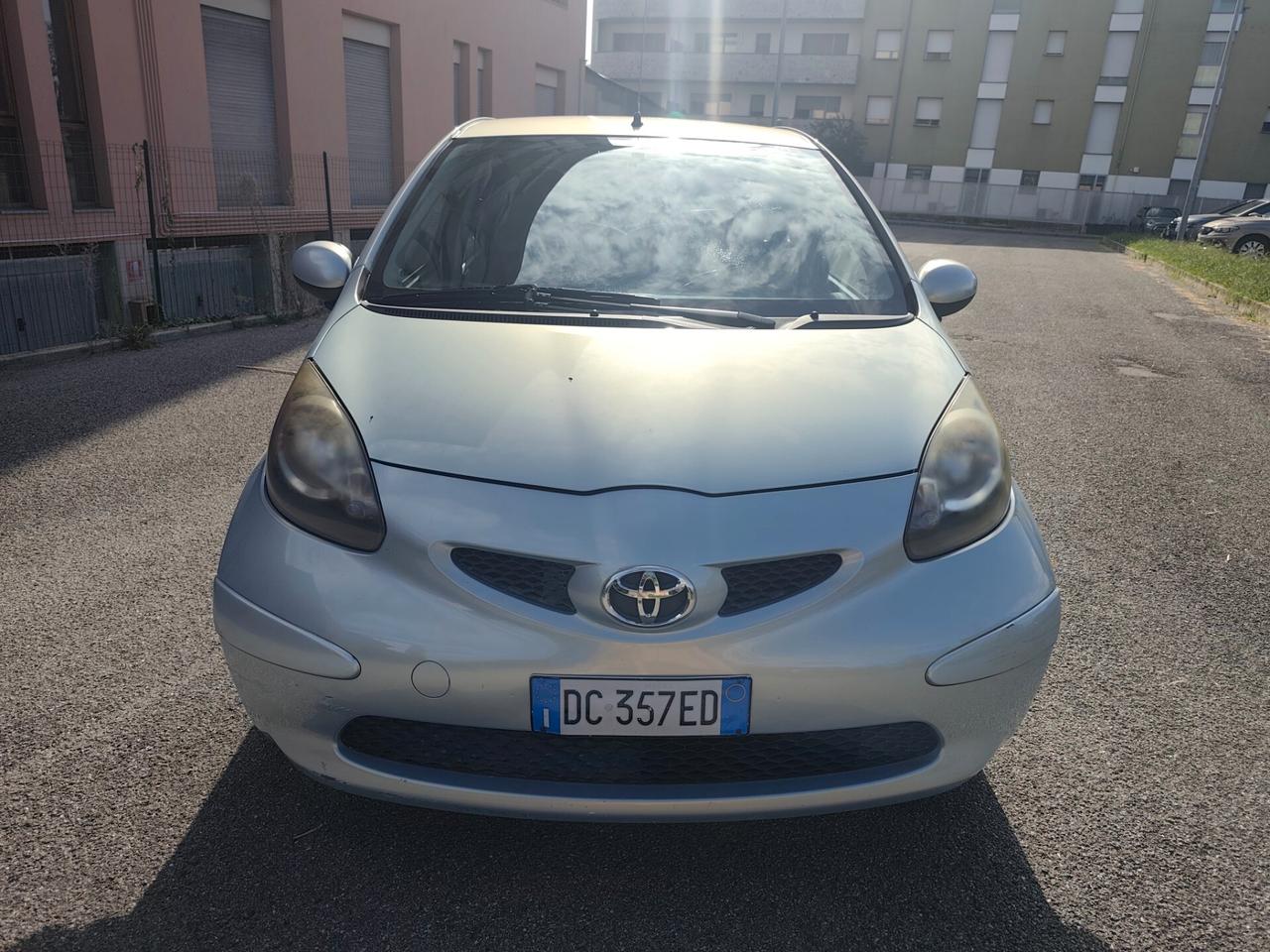 Toyota Aygo 1.0 Benz euro 4 5 porte Sol