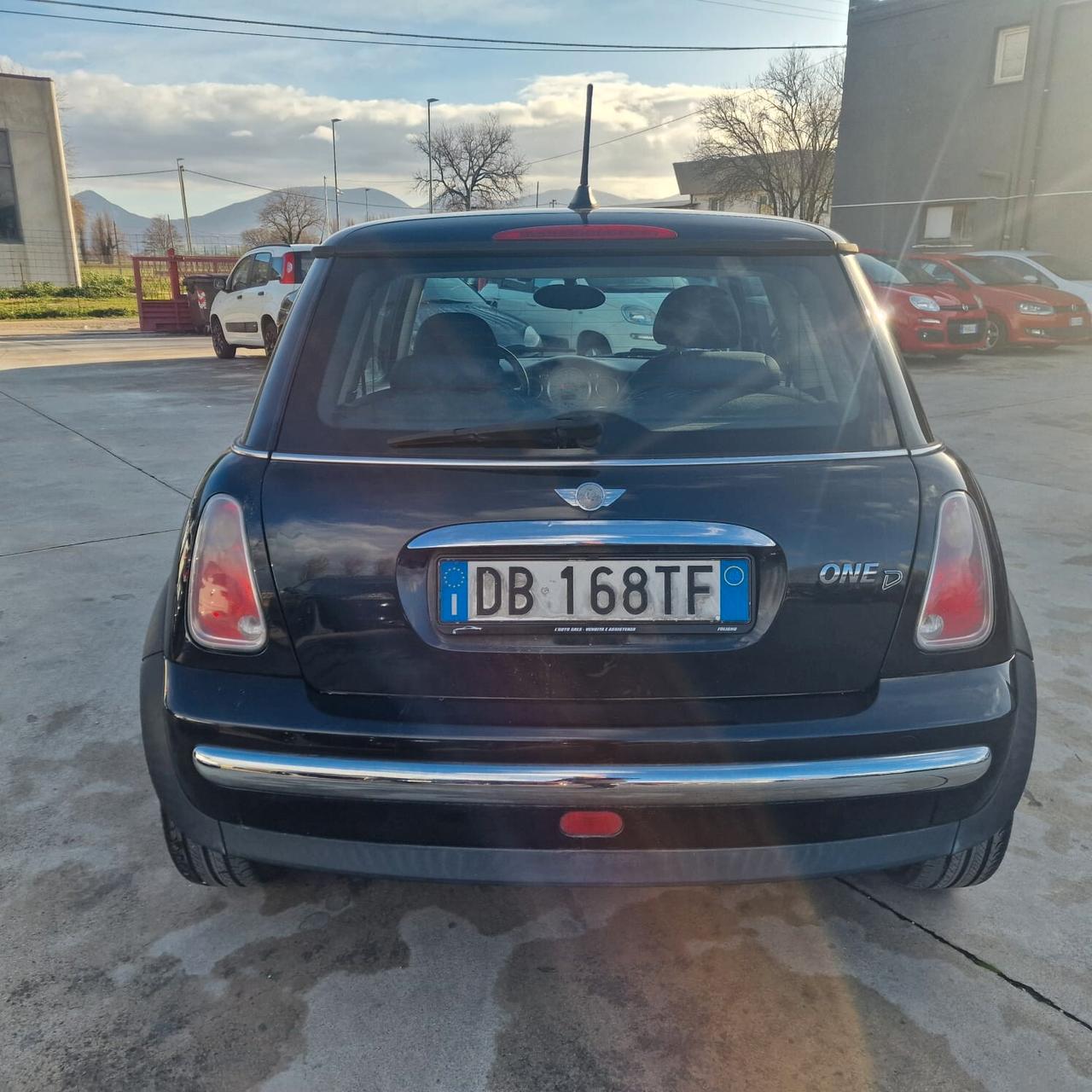 Mini Mini 1.4 tdi One D OK PER NEOPATENTATI