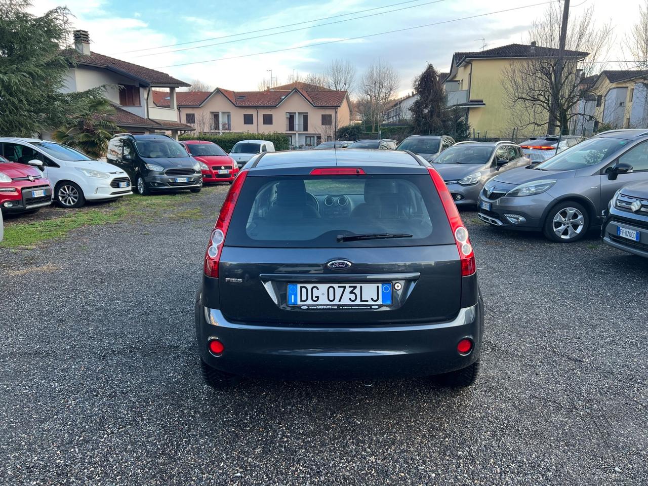 Ford Fiesta 1.2 16V 5p. Titanium GPL *NEOPATENTATI