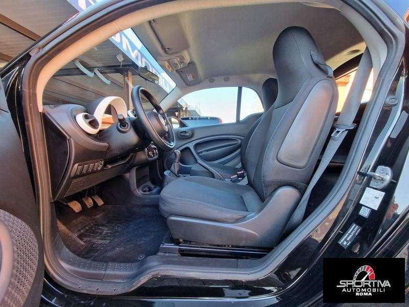 smart fortwo RATA MENSILE 190,00 EURO fortwo 70 1.0 Passion