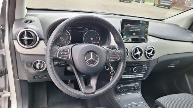 MERCEDES-BENZ B 180 d Automatic Business PERMUTE