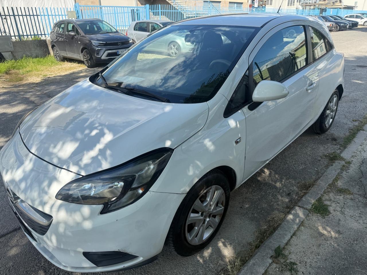 Opel Corsa 1.2 Coupé n-Joy