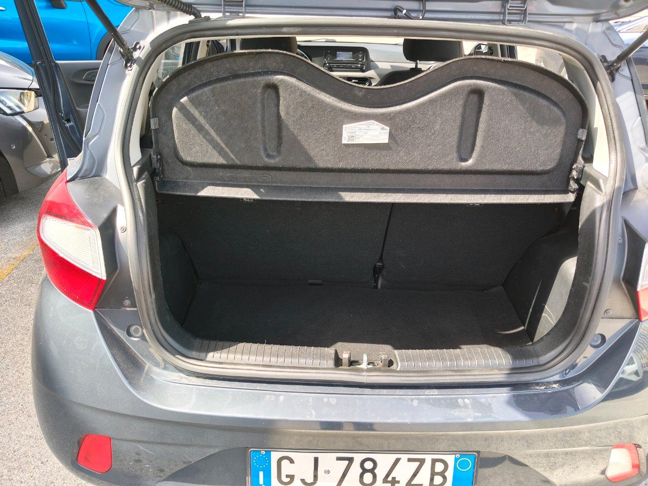 Hyundai i10 1.0 mpi Tech