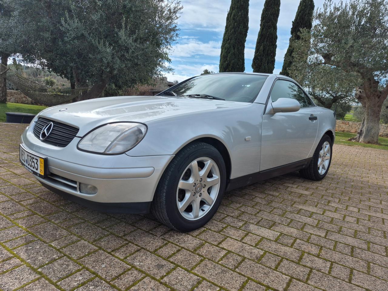 Mercedes-benz SLK 200 cat