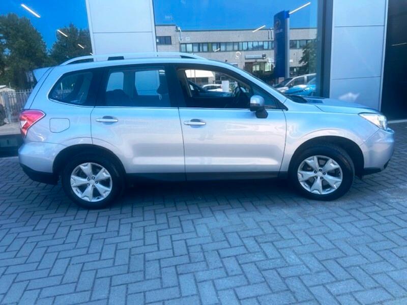 Subaru Forester 2.0D Trend