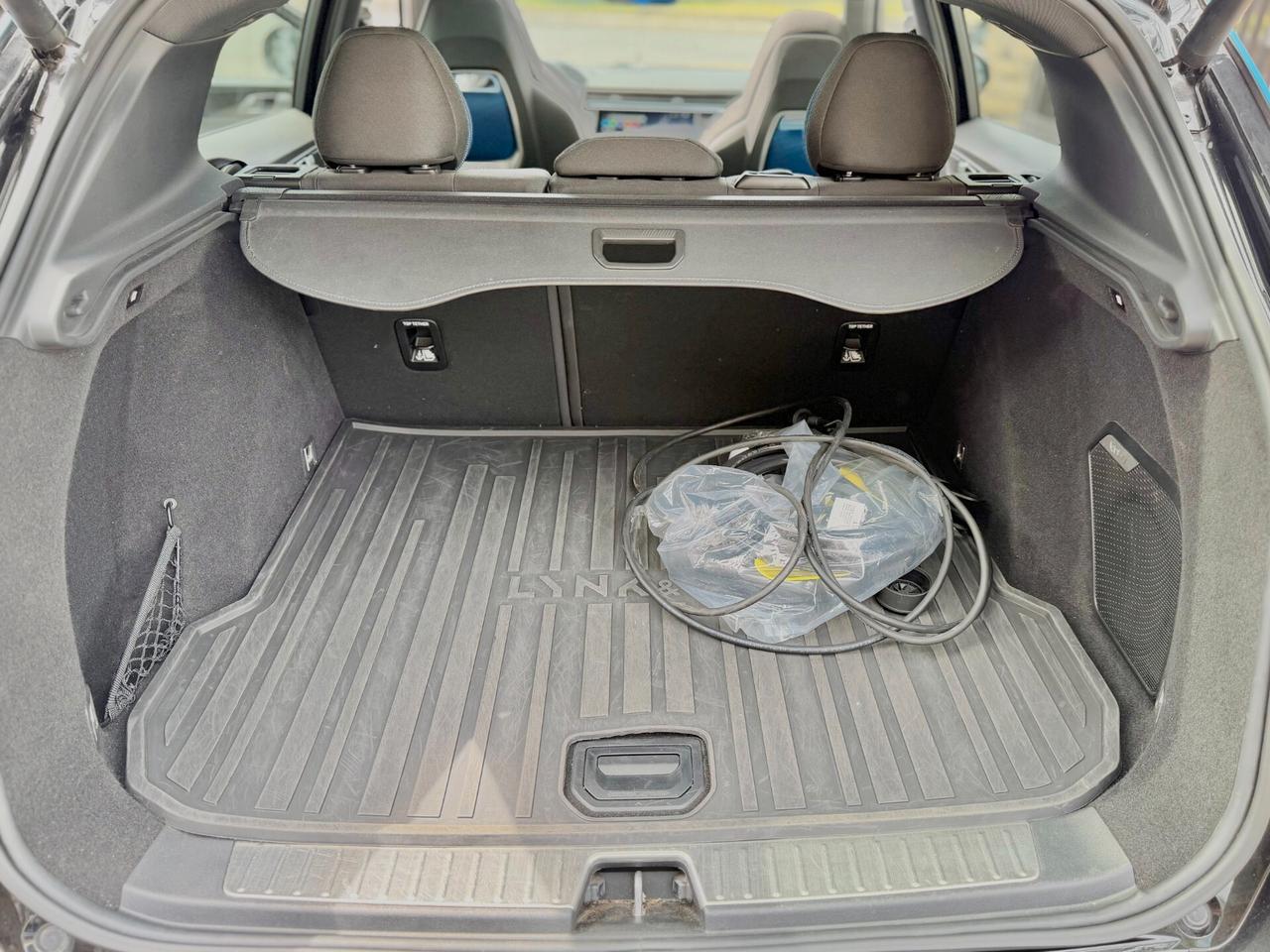 Lynk&co 01 Phev PREZZOREALE\VARIEDISPONIBILITA'\PRONTACONSEGNA