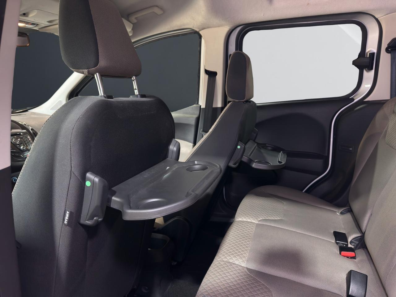 Ford Tourneo Courier 1.5 TDCI 95 CV Titanium