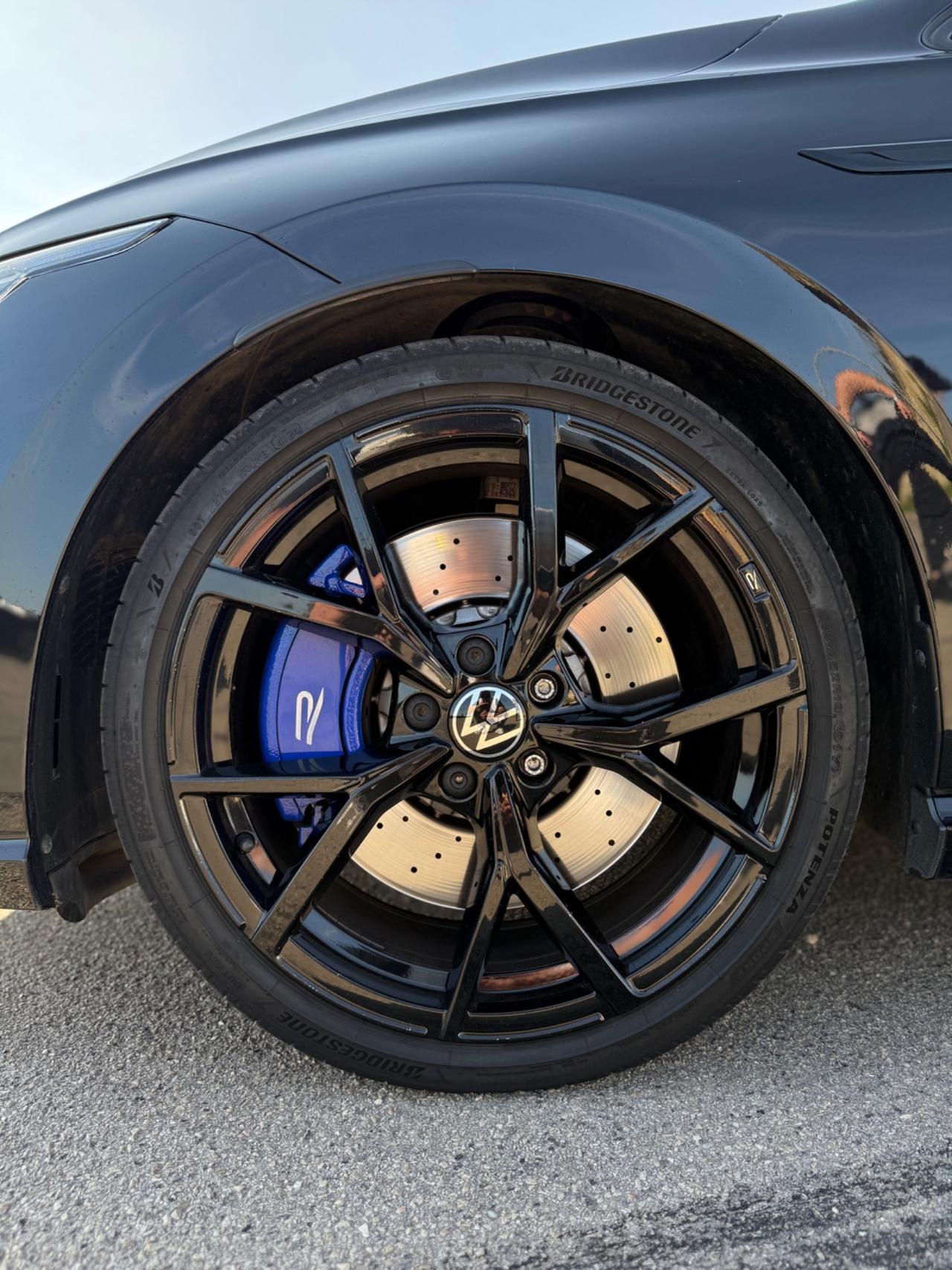 Volkswagen Golf 2.0 TSI R DSG 4Motion Black Edition