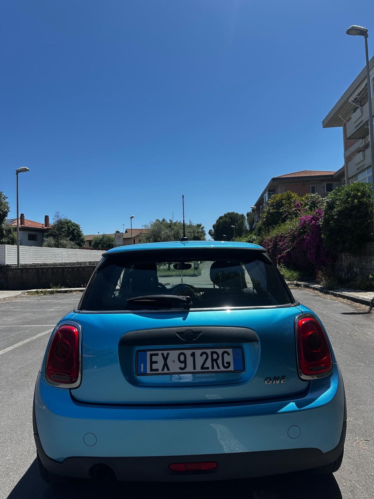 Mini Mini 1.2 One