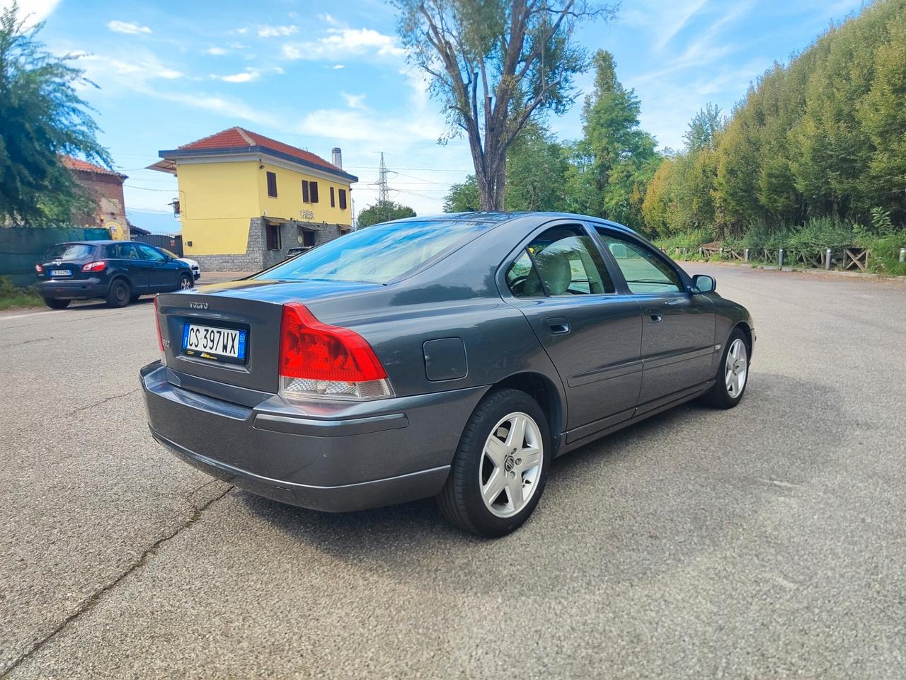 Volvo S60 2.4i benzina