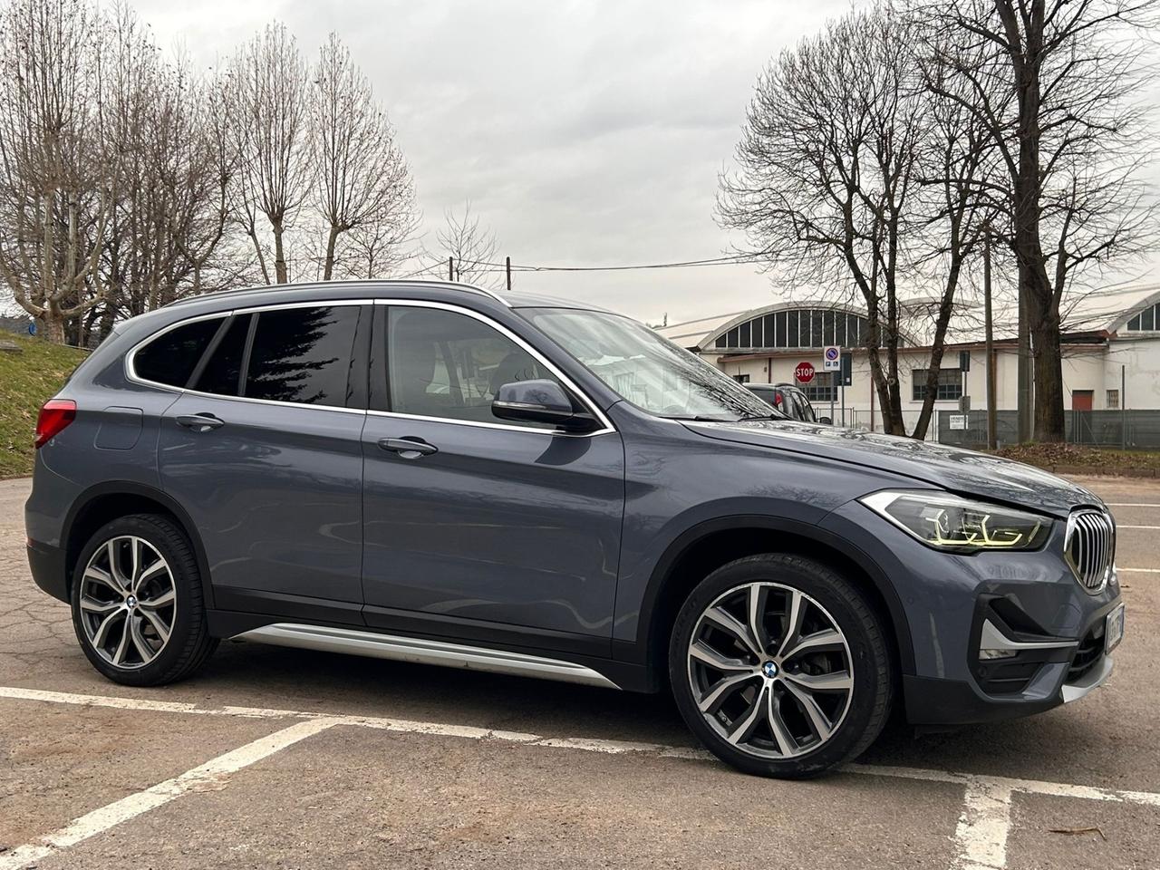 BMW X1 xDrive18d X-Line Aut. 150CV – IVA Esposta – Volante M