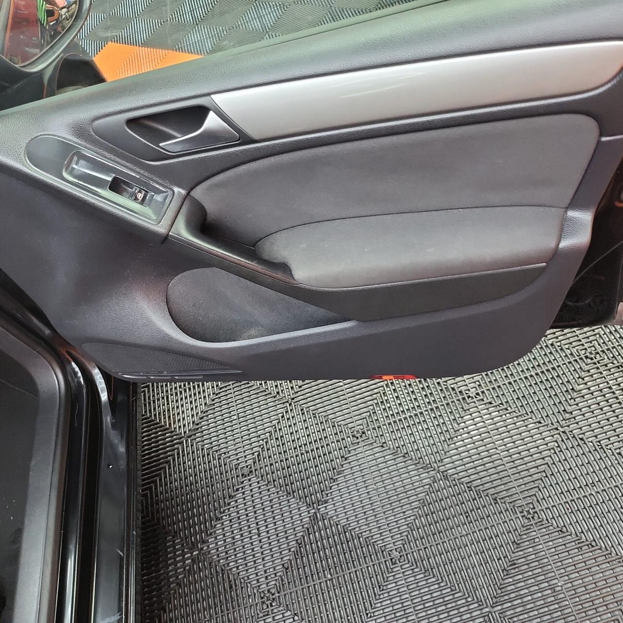 Volkswagen Golf 1.4 5p. United