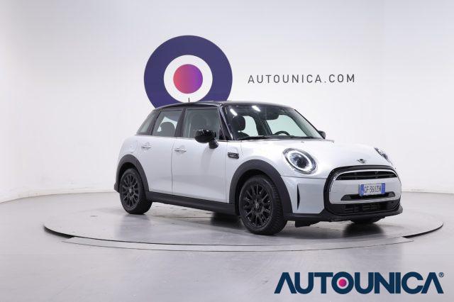 MINI Cooper 1.5 COOPER CAMDEN 5 PORTE FARI LED