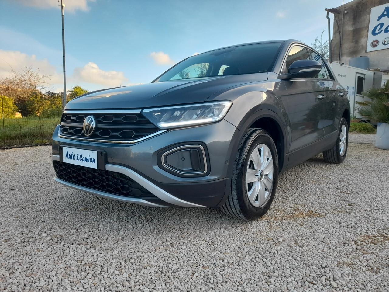 Volkswagen T-Roc 1.0 TSI anno 2022 solo 85.000km