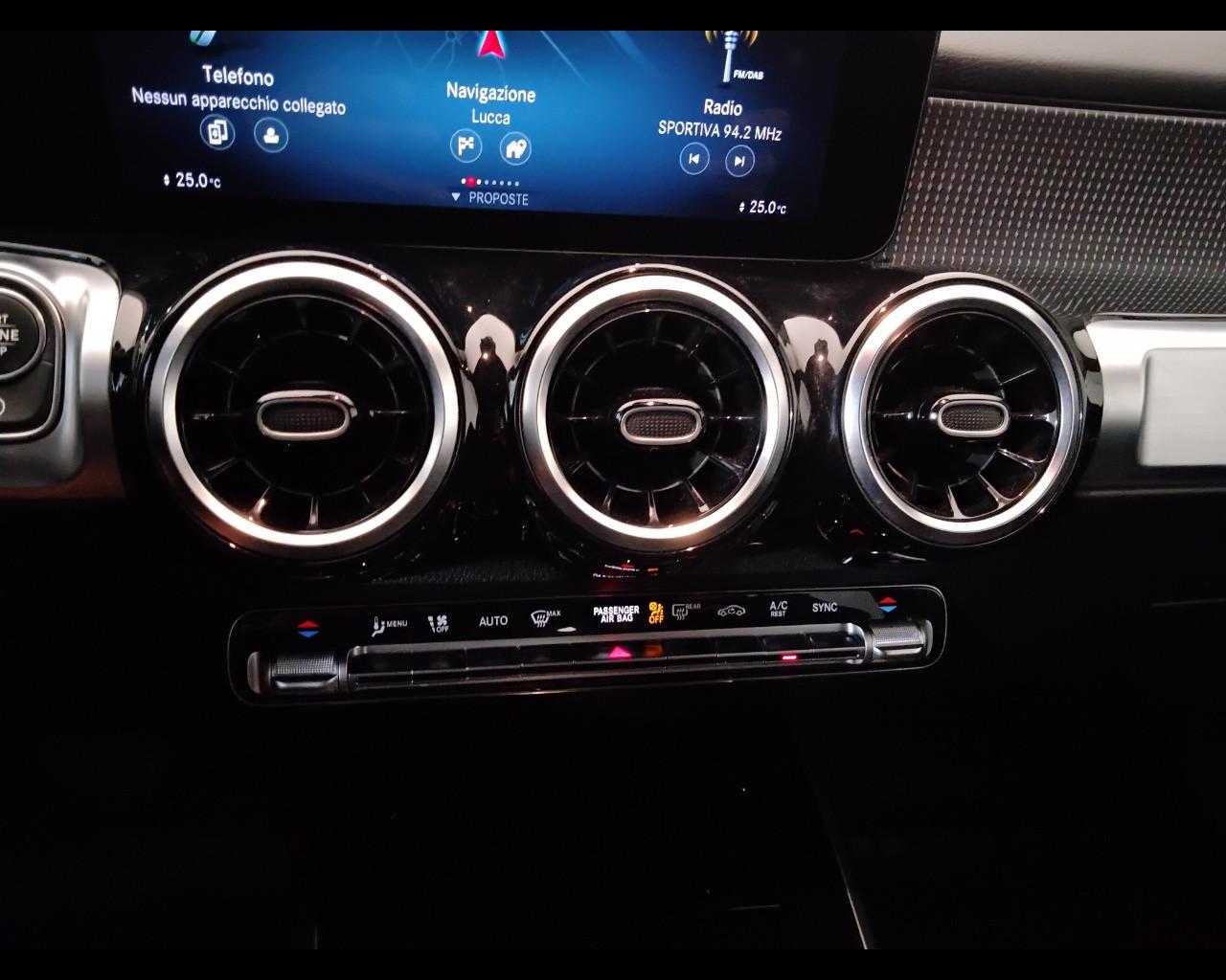 Mercedes-Benz GLB - X247 2019 - GLB 200 d Sport Plus auto