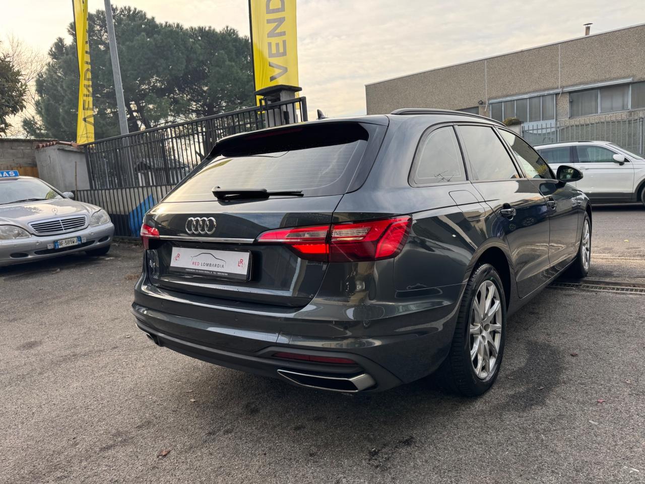 Audi A4 Avant 40 TFSI S tronic Business