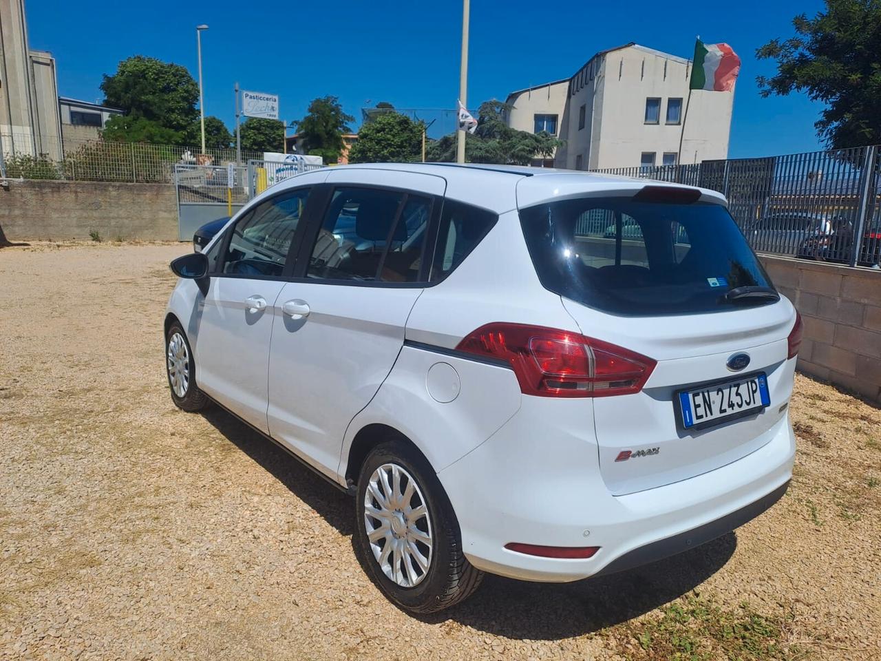 FORD B-MAX