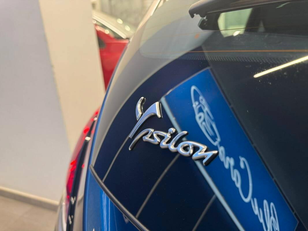 Lancia Ypsilon III 1.0 firefly hybrid Silver s&s 70cv