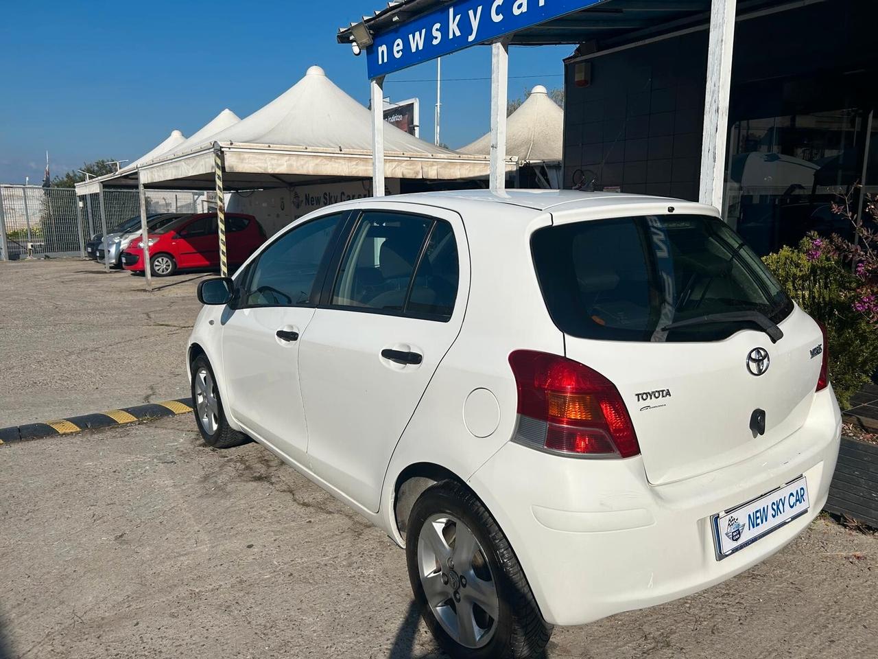 Toyota Yaris 1.0 5 porte Sol