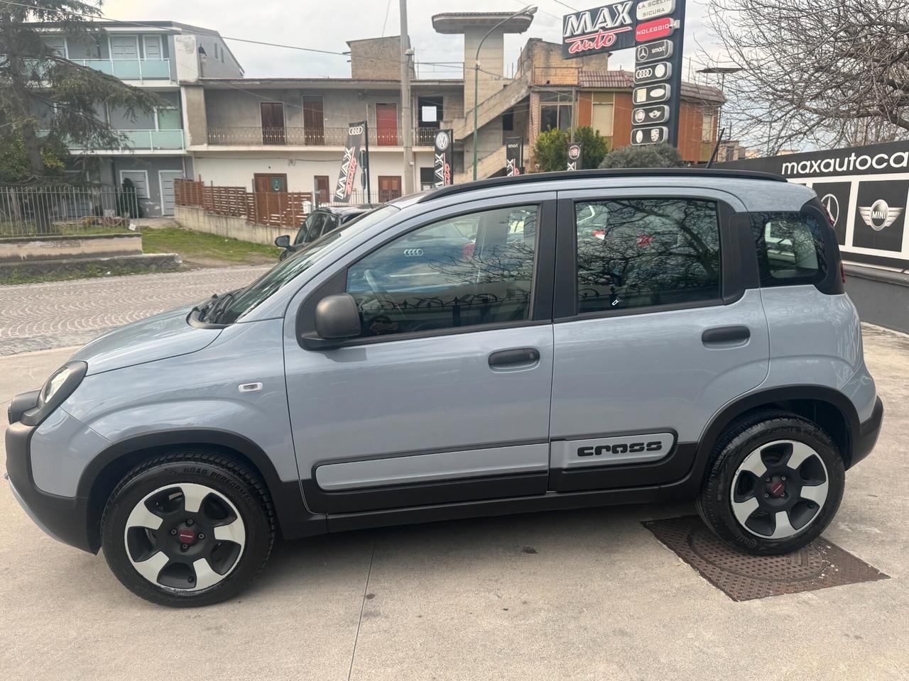Fiat new Panda 1.2 City Cross