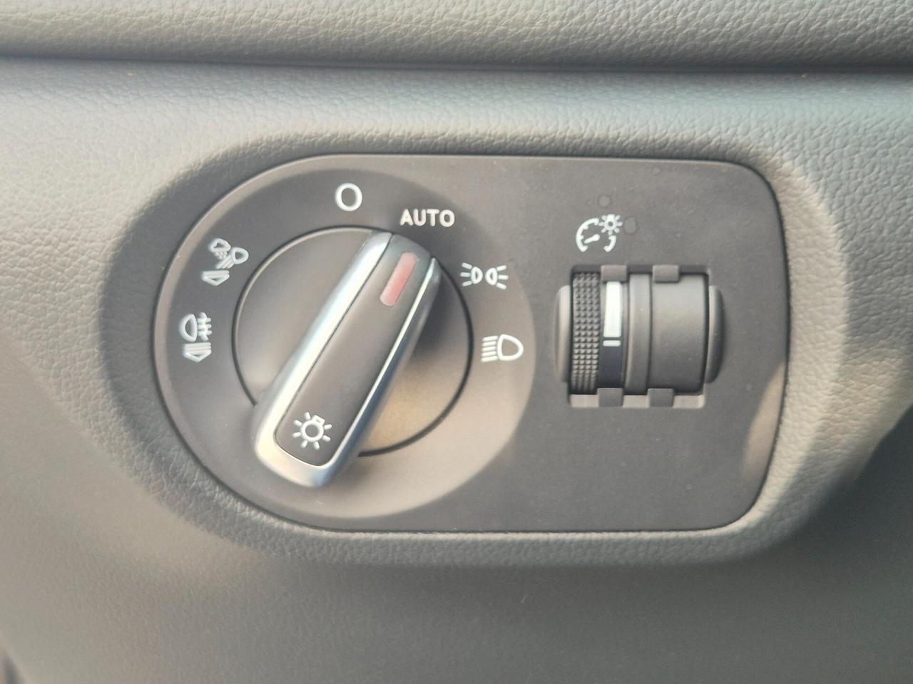 Audi Q3 2.0 TDI 150 CV quattro S tronic S-LINE