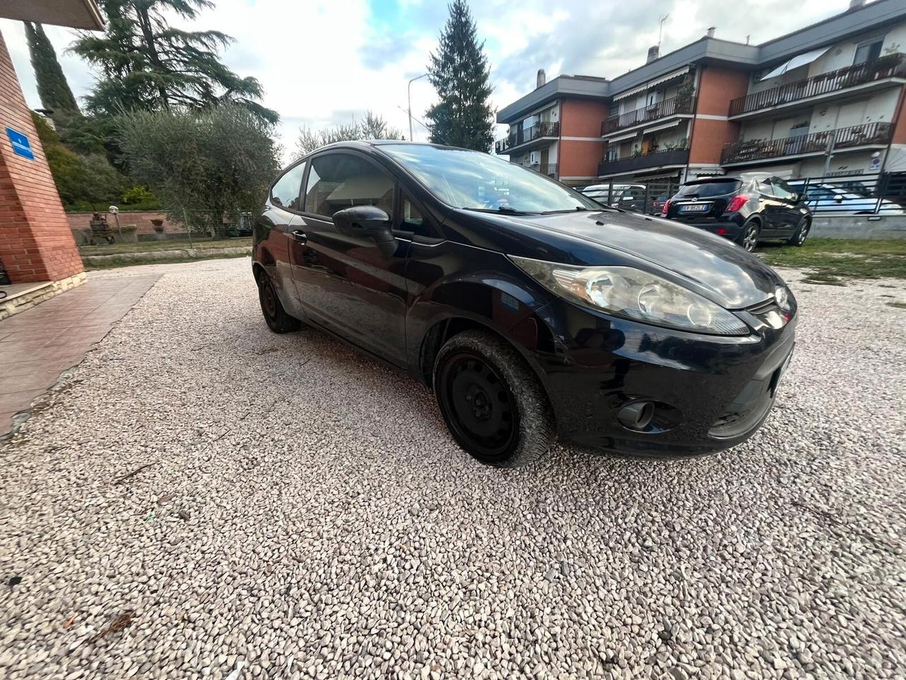 Ford Fiesta 1.4 TDCi 68CV 3 porte Titanium