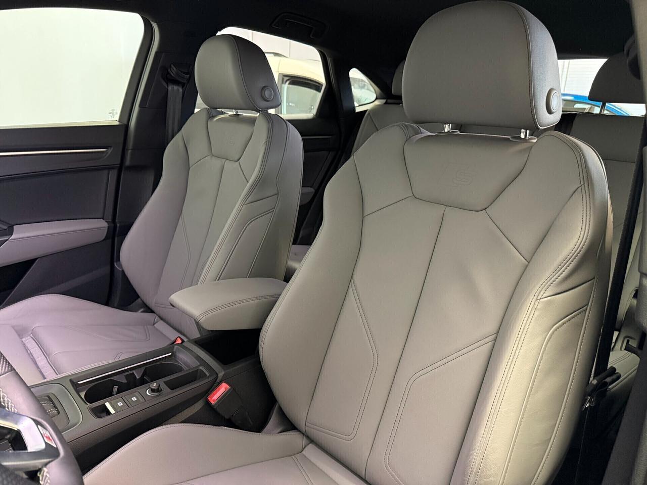 Audi Q3 Sportback 40 2.0 Tfsi Edition S-Line Quattro S-Tronic ** SOLO 2.900 KM ** UFF. ITALIANA IN GARANZIA AUDI ** PREZZO REALE