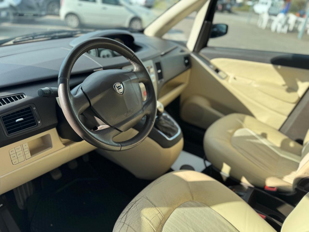 Lancia MUSA 1.4 16V Platino Plus