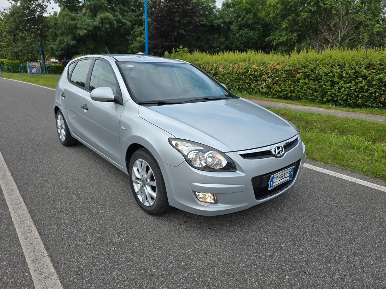 HYUNDAI i30 1.6 CRDi 90CV "ADATTA PER NEOPATENTATI"