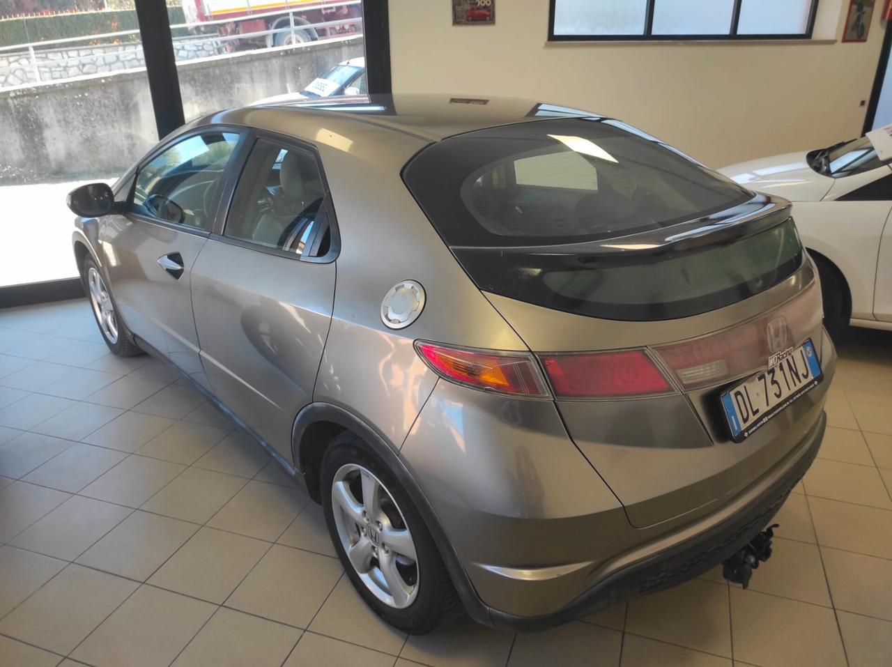 Honda Civic 1.4 i-DSi 5p. Sport