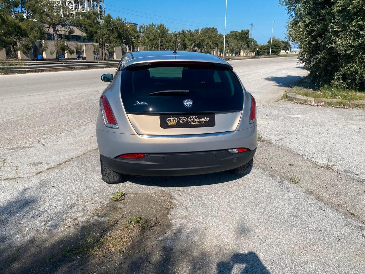 Lancia Delta 1.6 MJT DPF Selectronic Oro