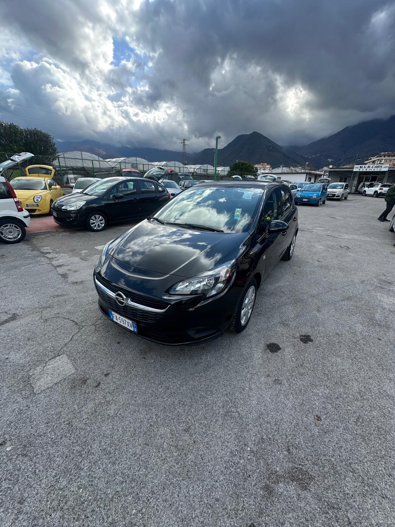 Opel Corsa 1.4 90CV GPL Tech 5 porte b-Color