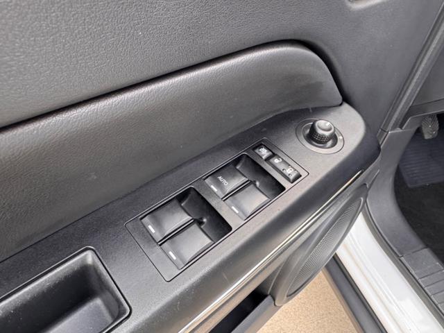 JEEP Compass 2.2 CRD LIMITED+NAVI+RCAM+18''+VSCURI+CRUISE