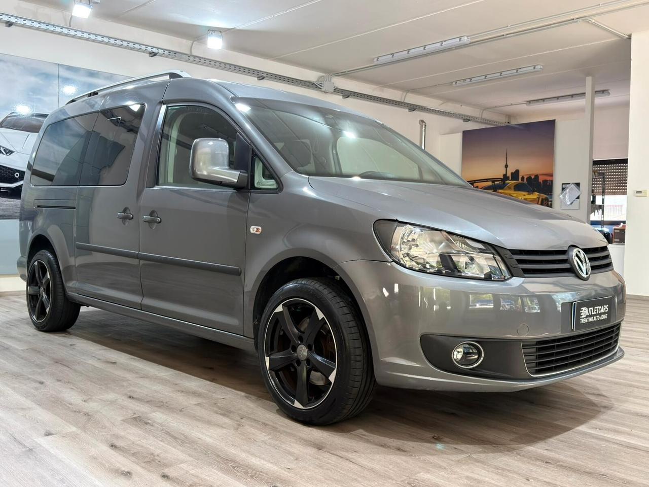 VW CADDY MAXI 1.6 TDI 102CV 7POSTI GANCIO TRAINO