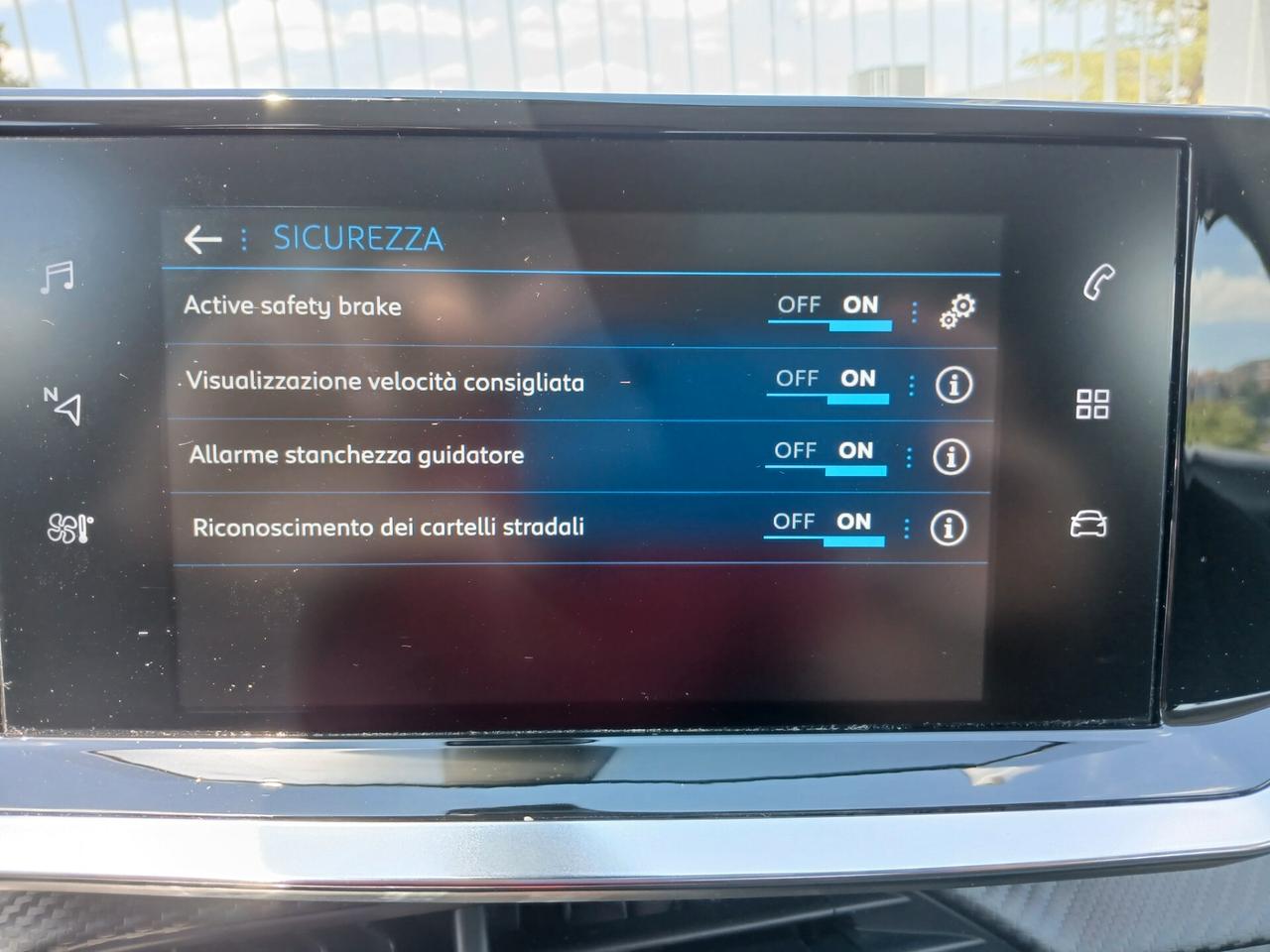 Peugeot 2008 1.5 BLUEHDI 102CV BUSINESS 2020