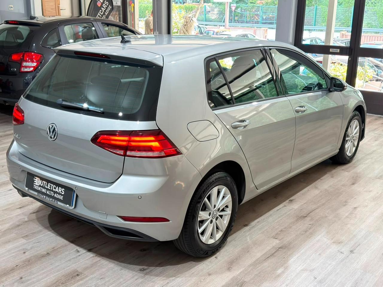 VOLKSWAGEN GOLF 1.6TDI 115CV 5P 2019