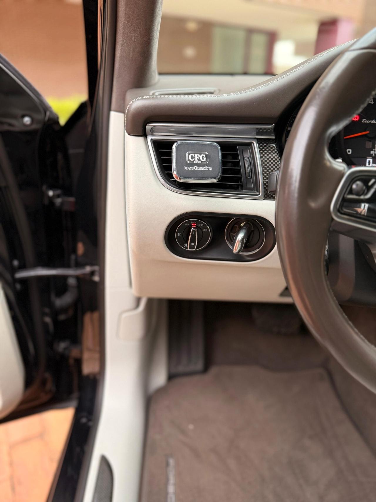 Porsche Macan 3.6 Turbo