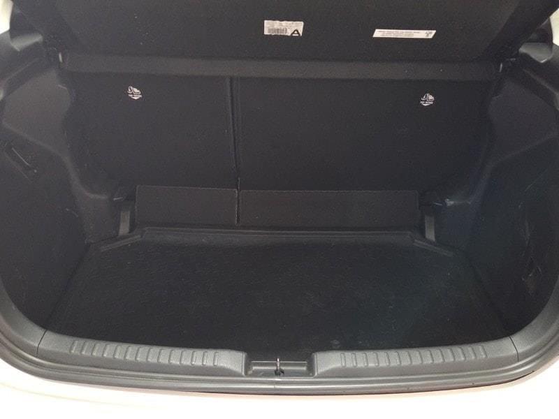 Toyota Yaris 4ª serie 1.5 Hybrid 5 porte Active