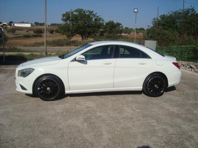 Mercedes-Benz CLA 200 cdi Premium Automatic 136CV