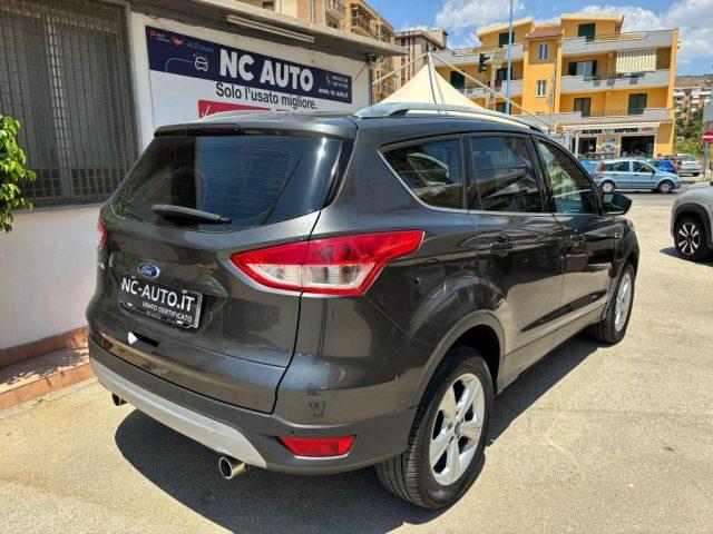 FORD Kuga 2.0 TDCI 120 CV S&S 2WD Titanium