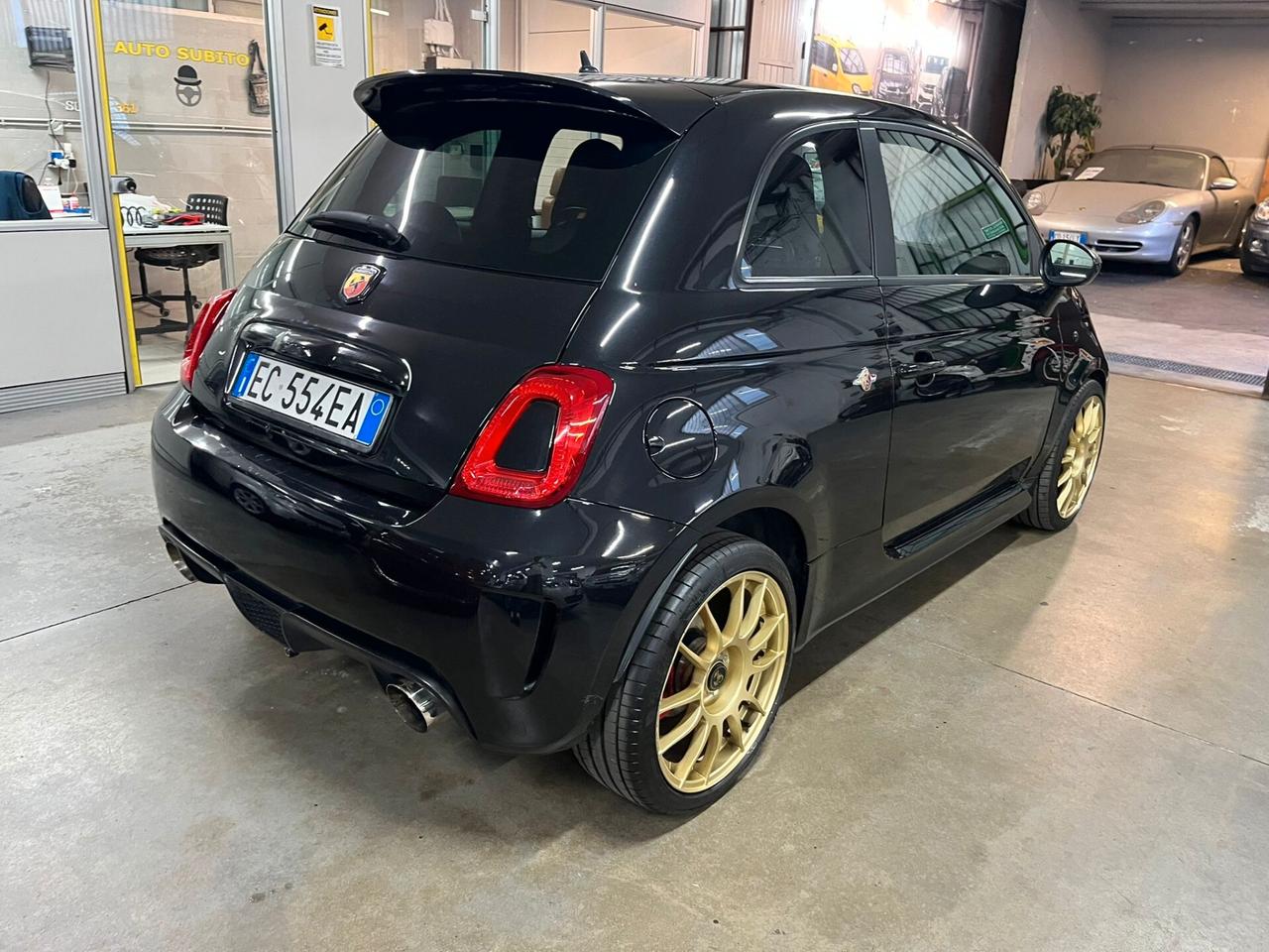 Abarth 500 1.4 Turbo T-Jet Tenuta benissimo!!!