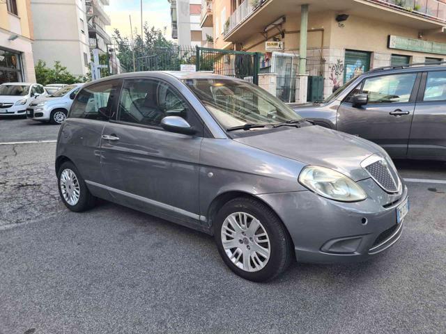 LANCIA Ypsilon 1.3 MJT 90 CV Oro